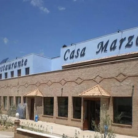 Casa Marzo 3* Кариньена