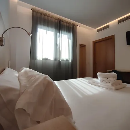 Casa Marzo 3*